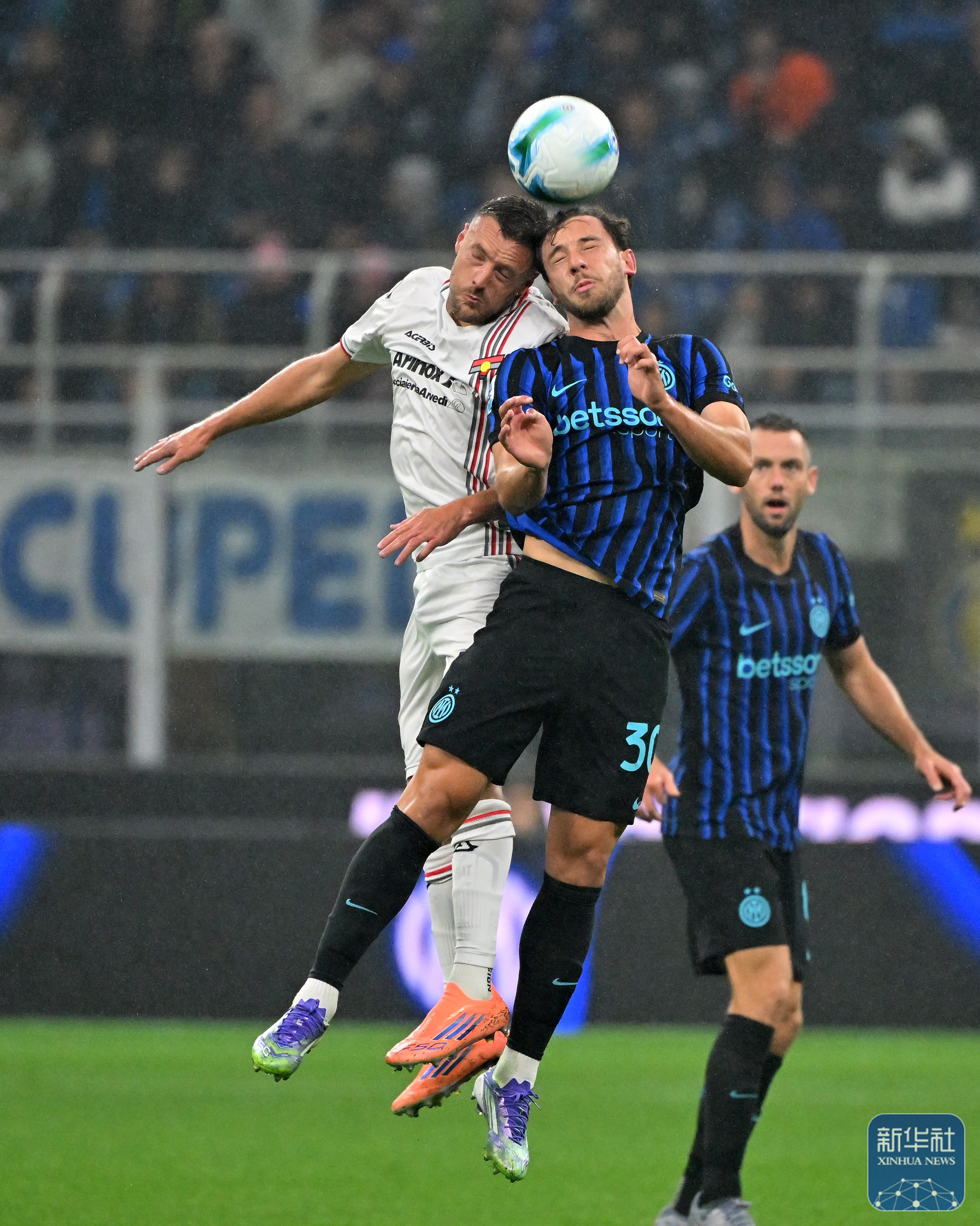 金年会共享体育平台-包含AC米兰训练开放日，赛前造点机会引欢呼，法甲在即，细节决定成败的词条