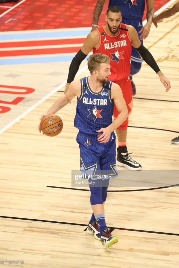 金年会官网-包含全明星赛今夜走向成谜，芝加哥公牛豪取连胜，引发热议，更衣室氛围转暖的词条