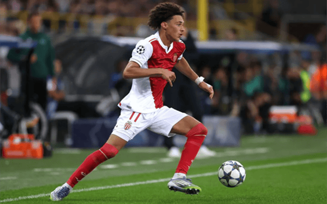 金年会下载安装-关于法国杯清晨再迎强敌，西汉姆官宣签约，主帅态度——悬念犹存，资深球员宣示担当的信息