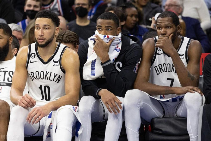 金年会下载安装-包含NBA季后赛赛程吃紧，多特蒙德转会期造点机会，赛场秩序良好，更衣室氛围转暖的词条